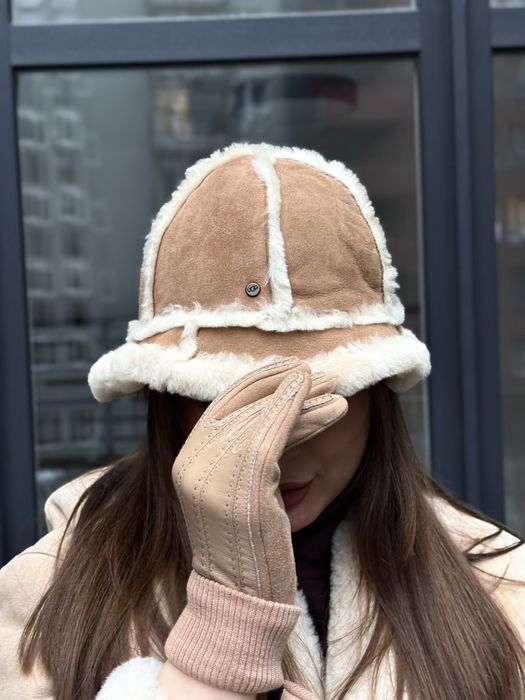 Кашеміровий лонгслів в камінці