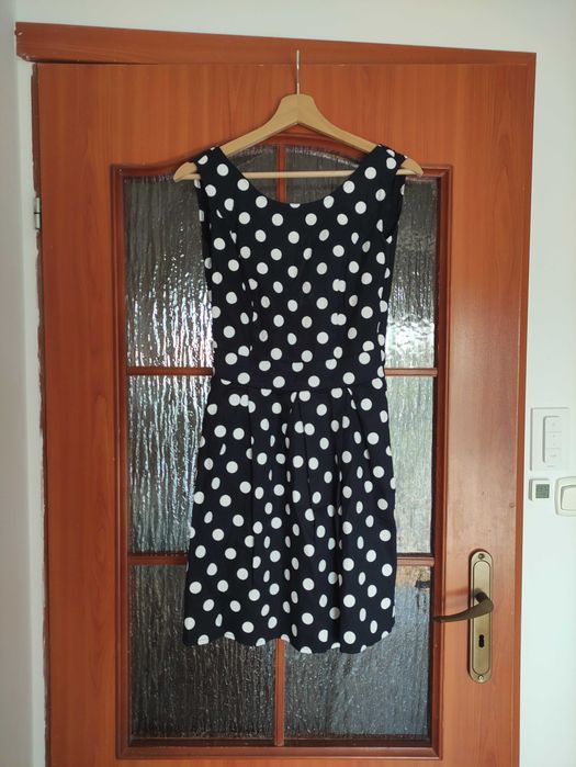 Sukienka w grochy Vubu r. S/165