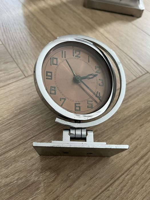 Zegar w stylu Art Deco