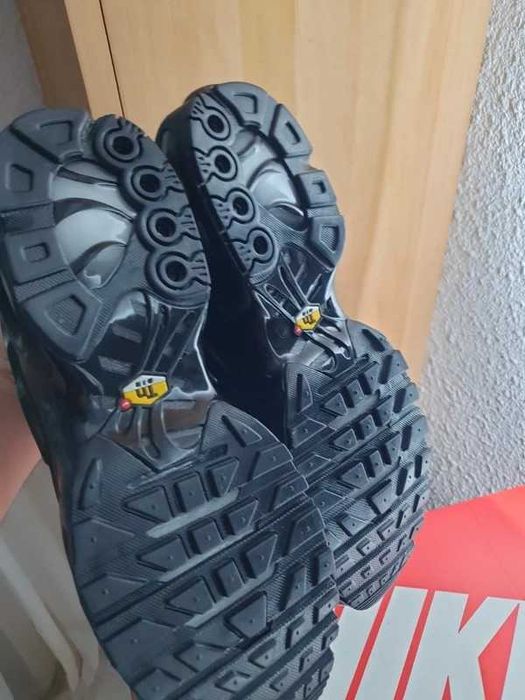 Nike Air Force Max TN Czarny R.39