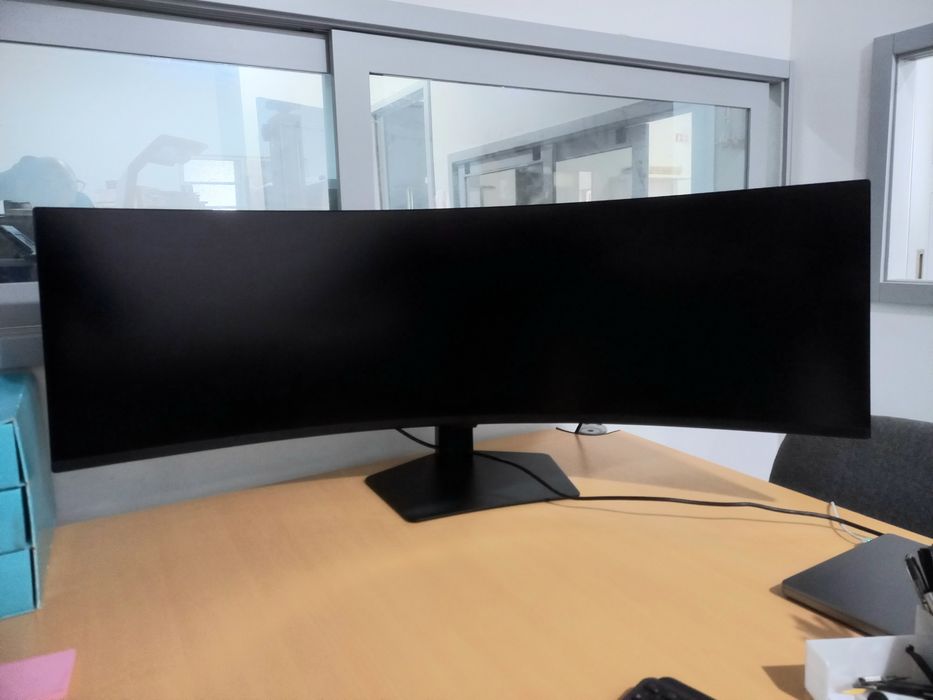 Samsung odyssey OLED  G9 49