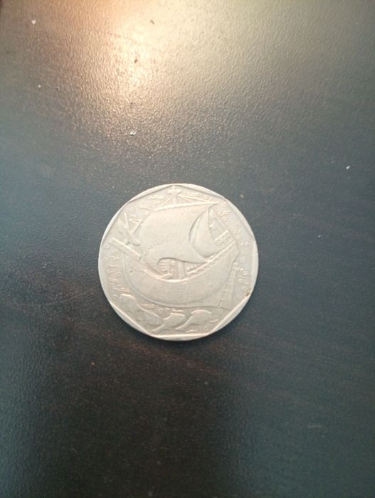 Moeda antiga de 50 escudos	Portugal	1987*