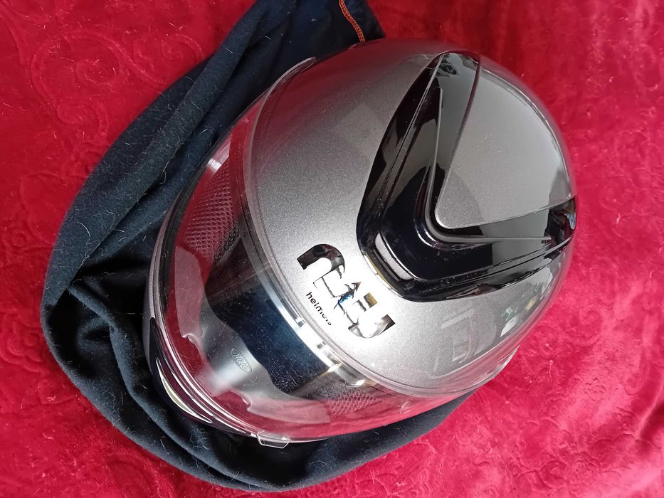 Capacete integral marca NAU