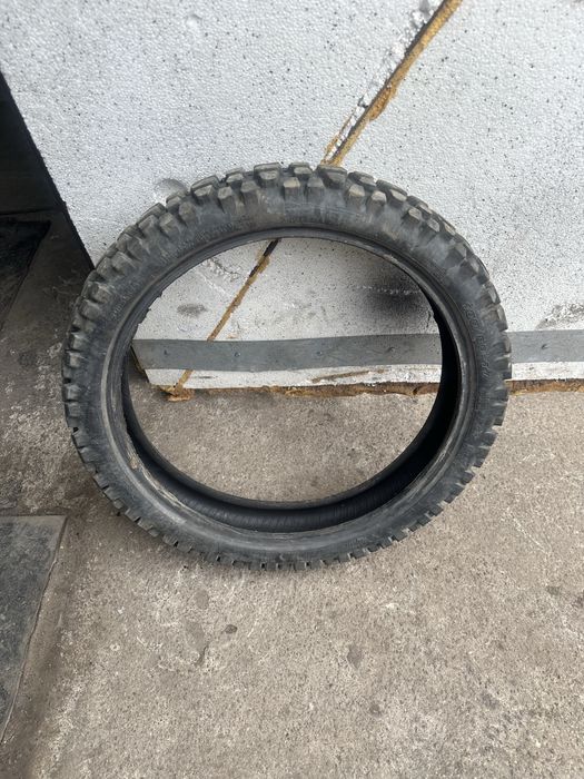 Продам резину на мот 100 80 17