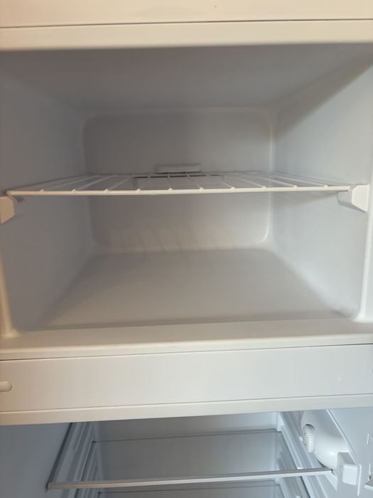 Продам холодильник vestfrost