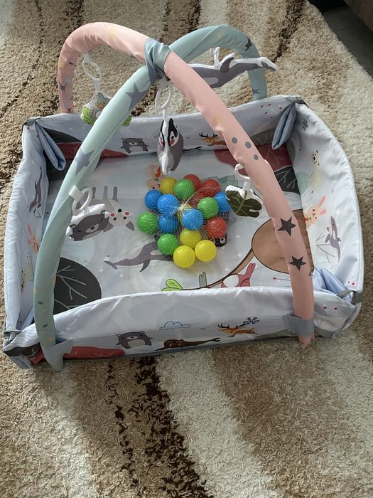 Дитячій розвиваючий килимок