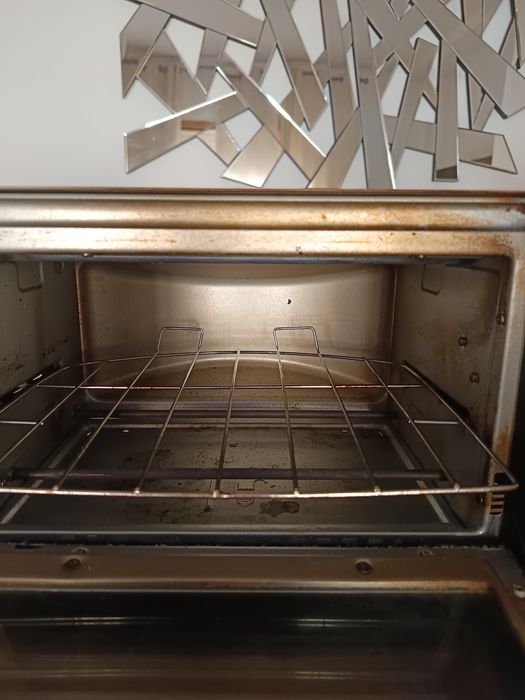 Mini forno elétrico para desocupar