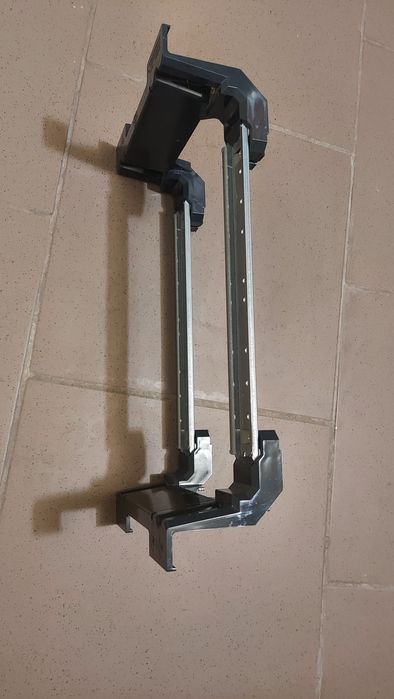 Тримач електро автоматів і приладів електрики Hager