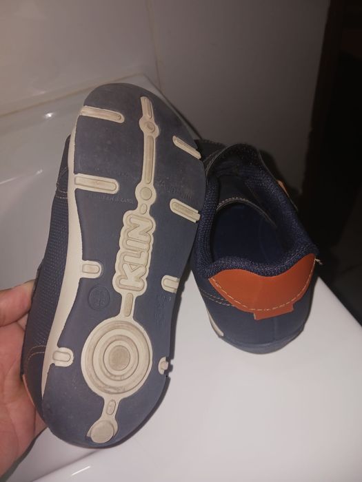 Tenis KLIN n°28 particamente novo