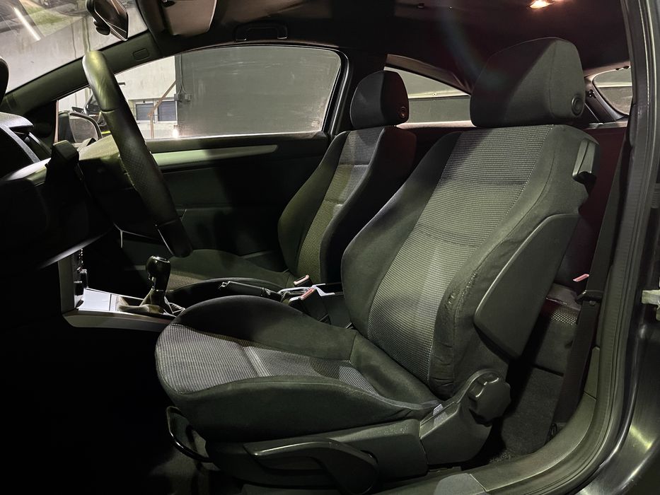 Opel Astra GTC 1.3 CDTI 90cv cx.6vel