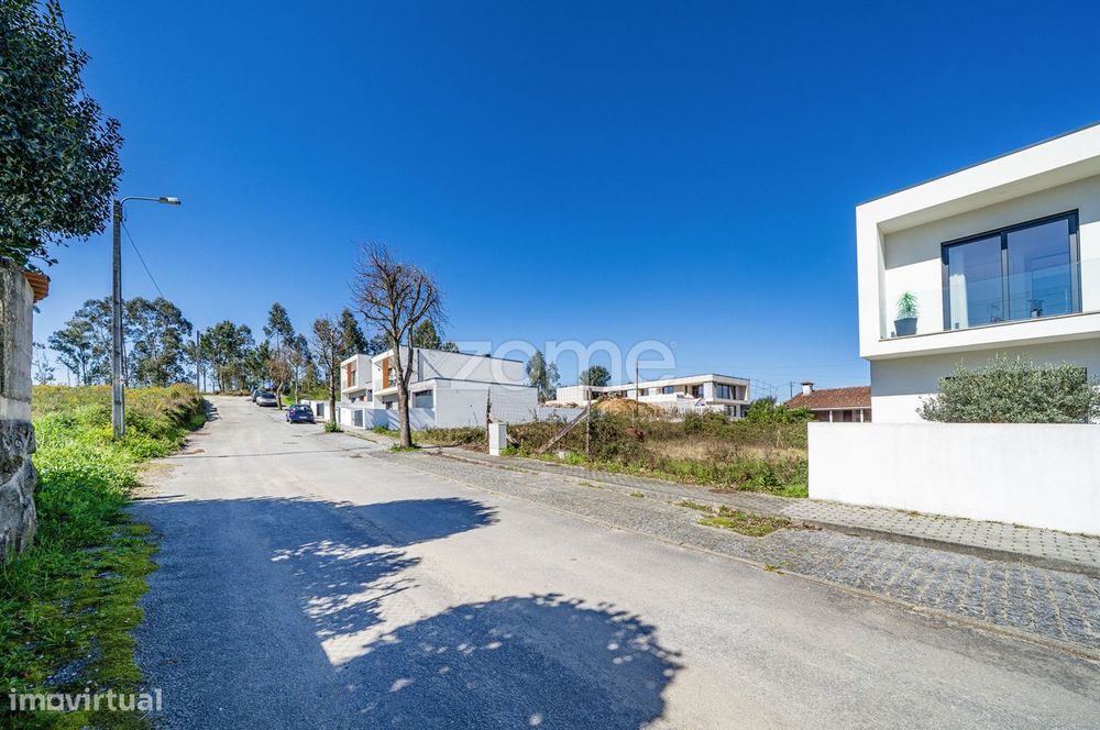 Moradia T3 Nova – Vila Verde, Braga