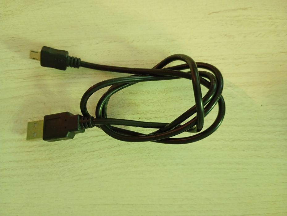 Kabel USB do ładowania telefonu tanio sprzedam