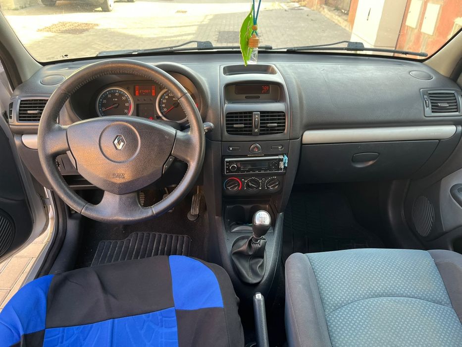 Renault Clio — fotografia 7