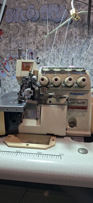 Швейна пром машина