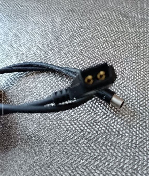 кабель живлення D-TAP