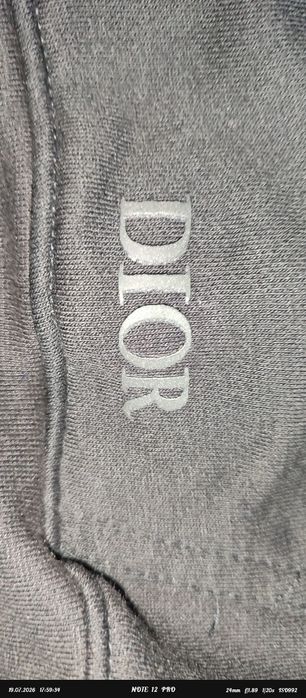 Продам кофту Dior