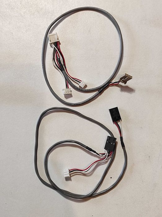 Шлейфи, роз"єми до комп"ютерної техніки.