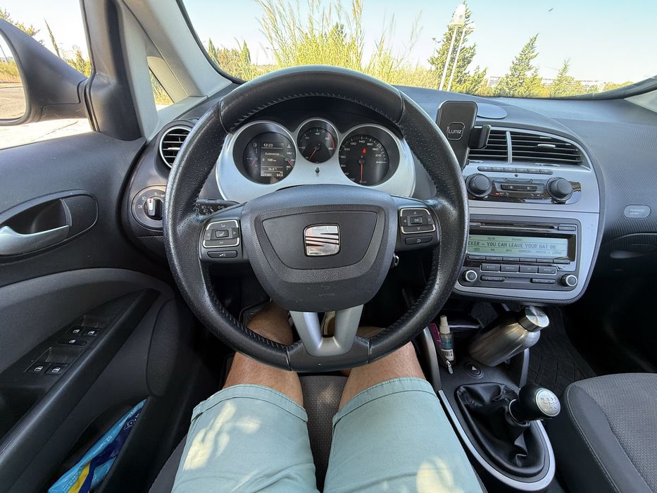 Seat alteia xl 1.6 tdi 2010 bom preco