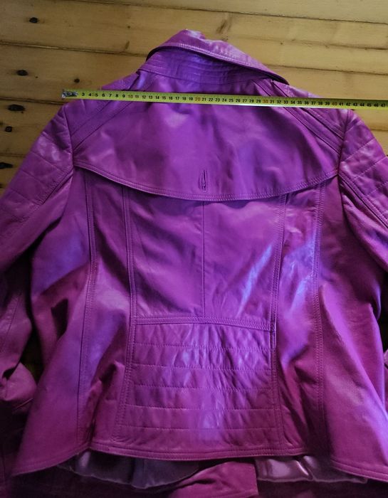 Шкіряна куртка-косуха жіноча