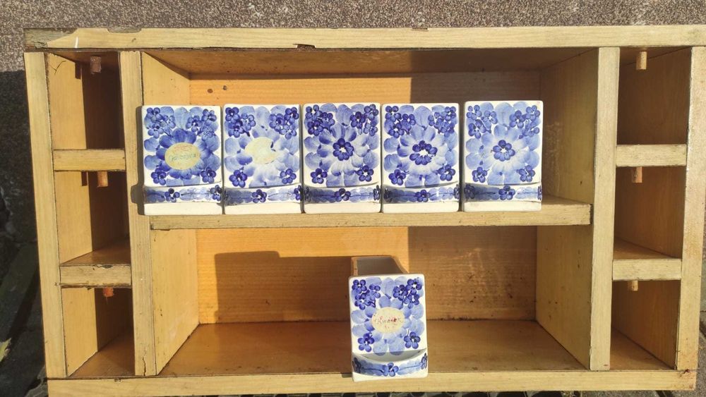 Półka z 6 szufladkami ceramicznymi na przyprawy ceramika Włocławek