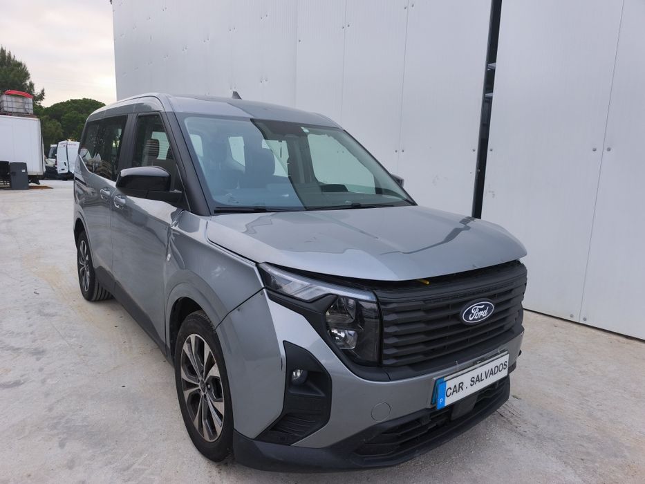 Ford tourneo 1.0  5lugares