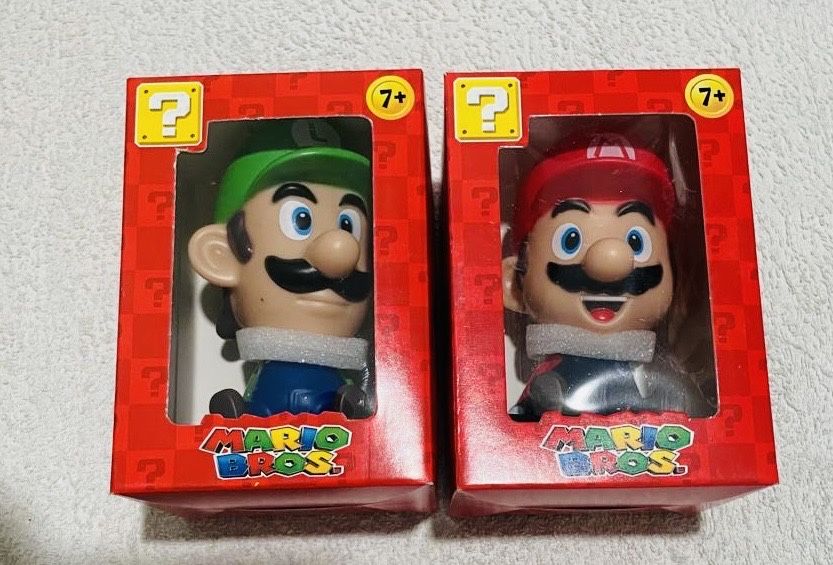 Briquedos POP various figuras Wednesday stitch etc