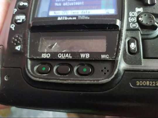 Nikon D2Hs (com defeito)