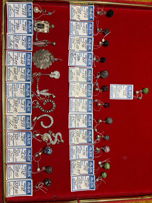 Срібні прикраси 925 проби: ланцюжки, сережки, кольца, браслети, хрестики, каучук, кулони