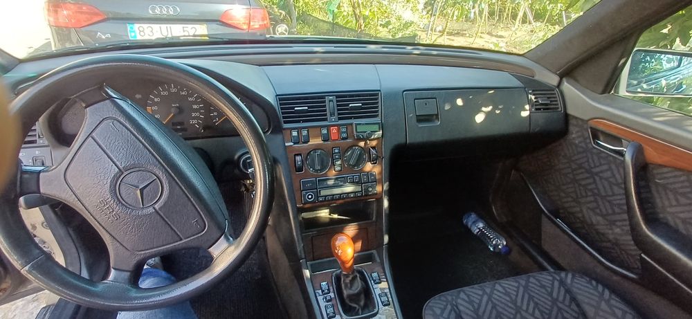 Mercedes benz c220