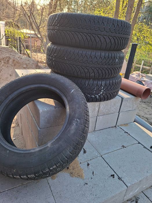 opony samochodowe 195/65R15 M+S
