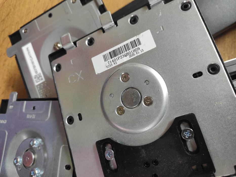 Uchwyty do monitorów Uniwersalne Dell Pakiet 7 sztuk