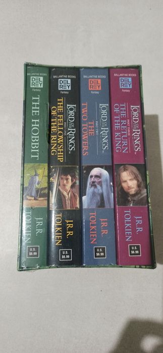 Відео касети нові