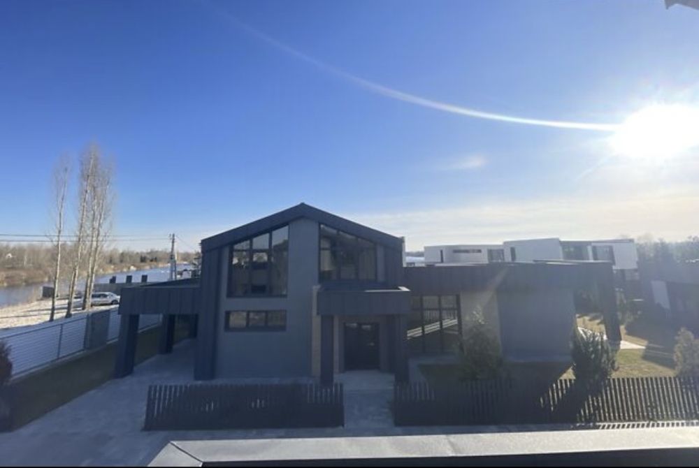 Продам будинок Осокорки вихід на воду