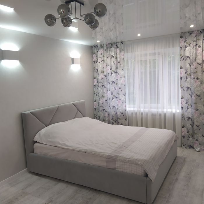 Квартира 2 кімн. подобово/погодинно! Центр/вокзал 2 хв..