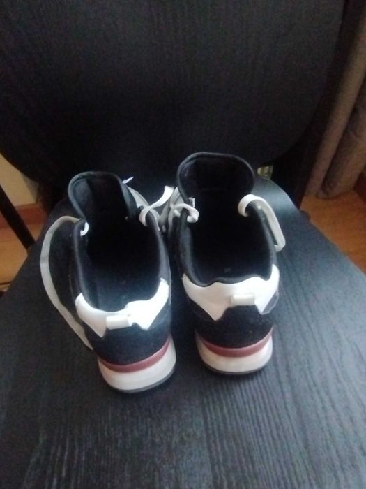 Tenis Senhora num. 38