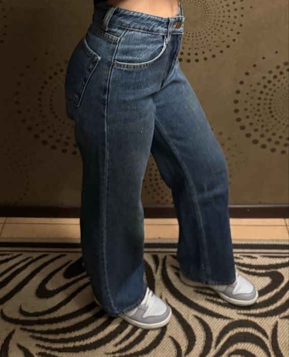 джинси типу Zara Wide-leg