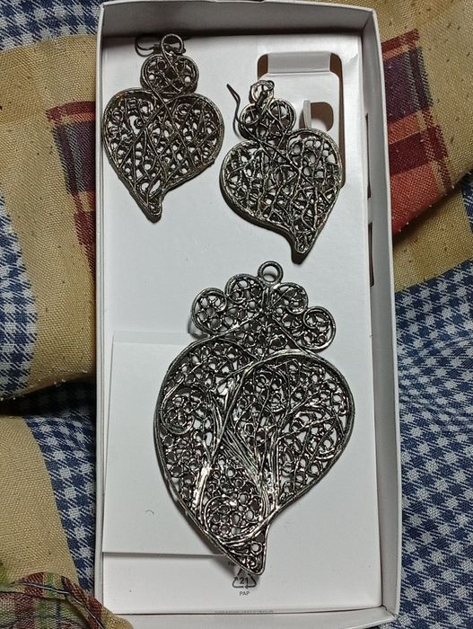 Brincos com pendente Coração de Viana