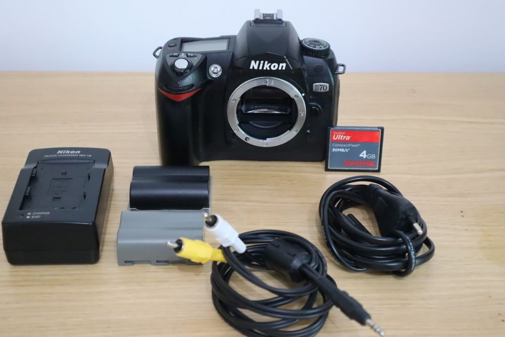 Nikon D70 + Acessórios