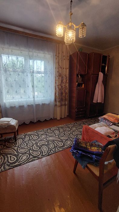 Продається добротний доглянутий будинок