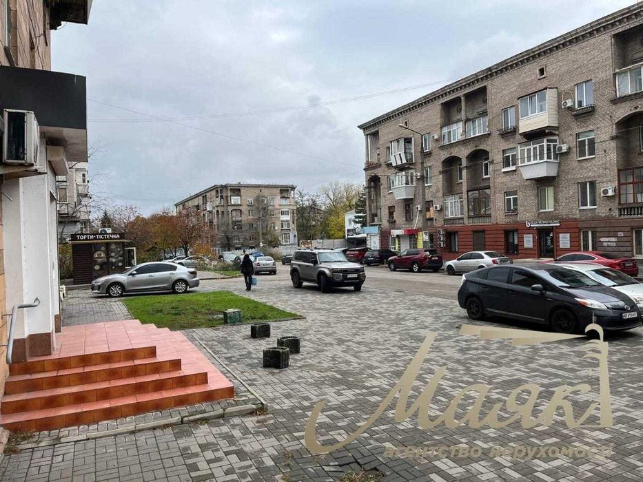 Продам приміщення 70 кв.м,пр.Соборниий,пл.Запорізька