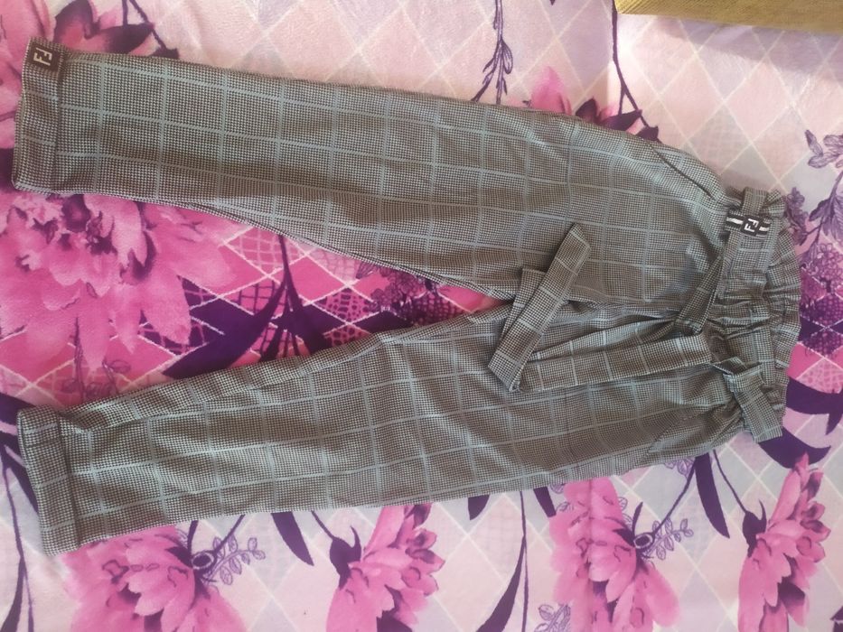 Штани жіночі укорочені