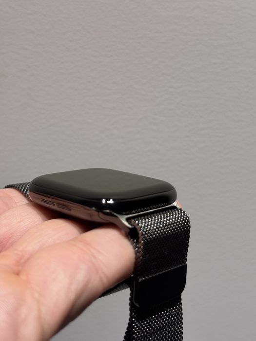 Apple Watch Series 10 GPS + Cellular 46mm