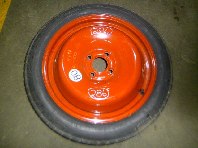Pneu suplente RENAULT Captur (J5_)