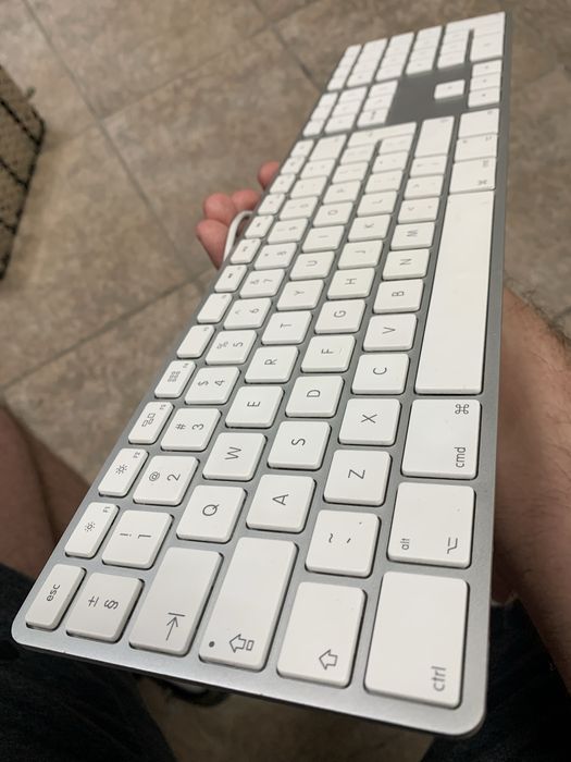 Клавіатура apple