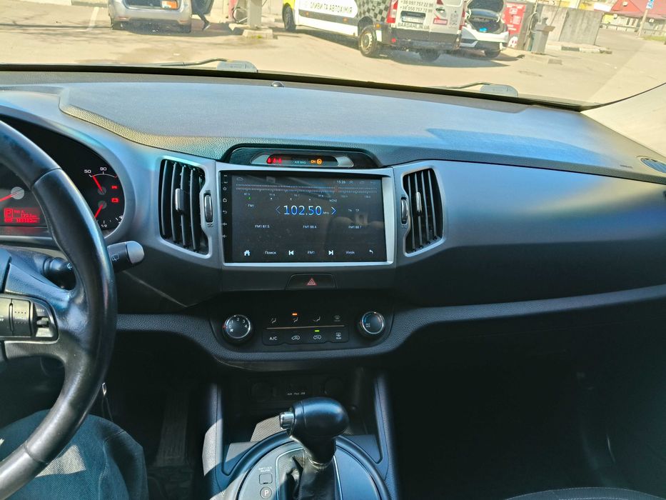 Кіа Sportage 2012