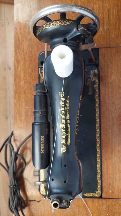 Máquina de costura Singer antiga