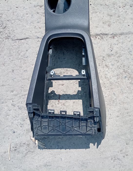 Центральная консоль Volkswagen jetta 6