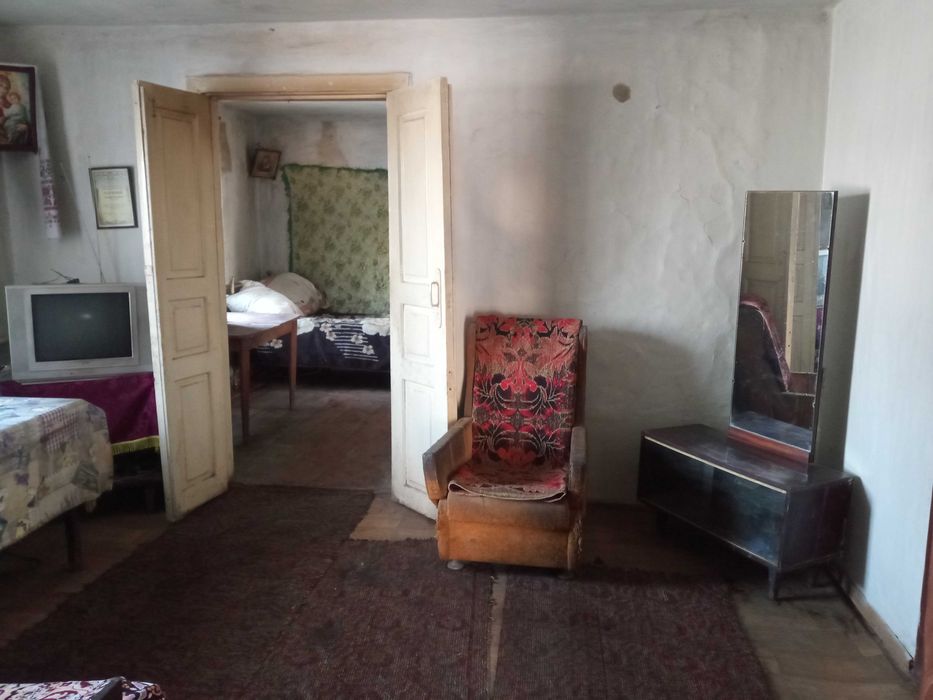 Продам дом в селі Терехове в Бердичівському районіі