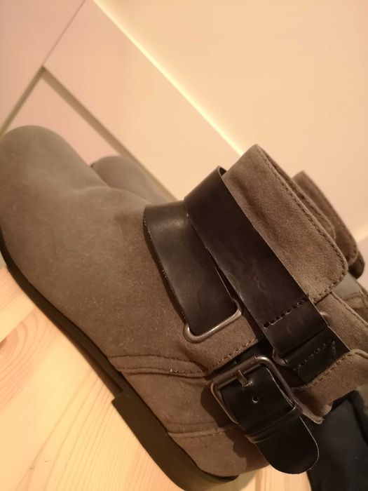 Botins Cinza Zara