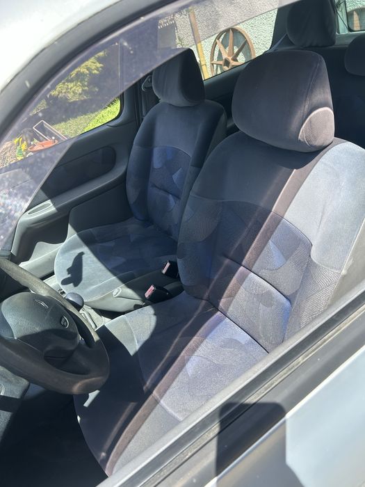 Renault Clio 2 1.2 8v